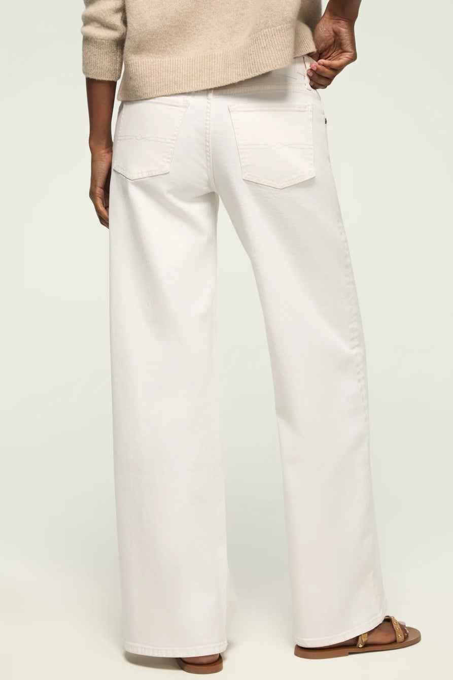 [163103-110] WOMENS LUCKY BRAND MID RISE SWEET WIDE LEG ANKLE LENGTH - WHITE LIES WASH