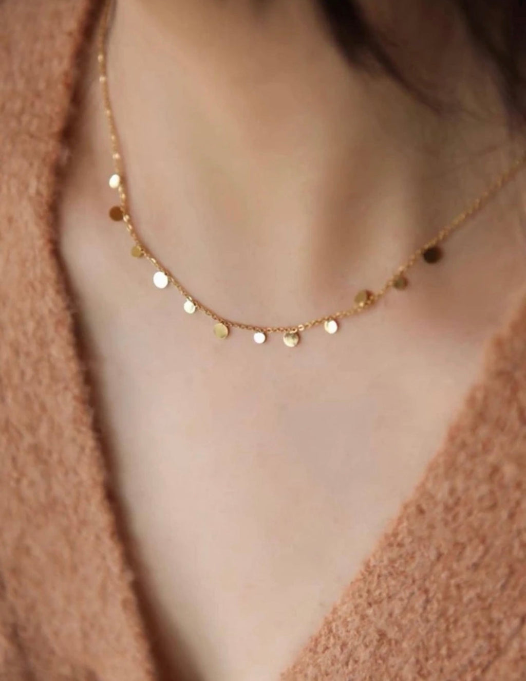 Beautiful Dainty and Feminine Gold Round Disc Choker Necklace