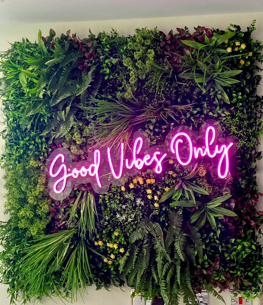 Country Fern Artificial Vertical Garden Green Wall Panel 40×40in 11 SQ FT – UV Resistant – Commercial Grade