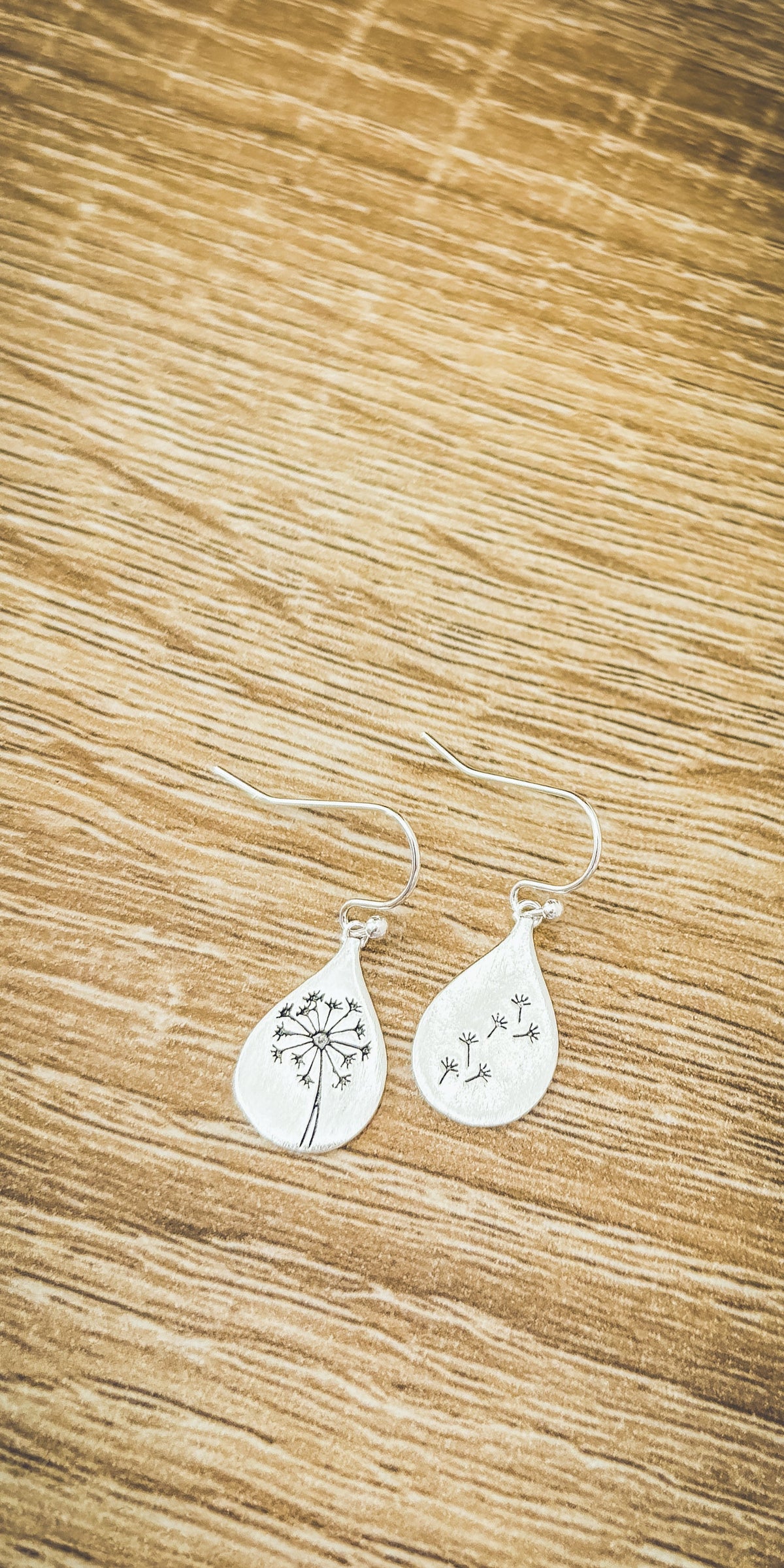 Beautiful Dainty Dandelion Drop Earrings