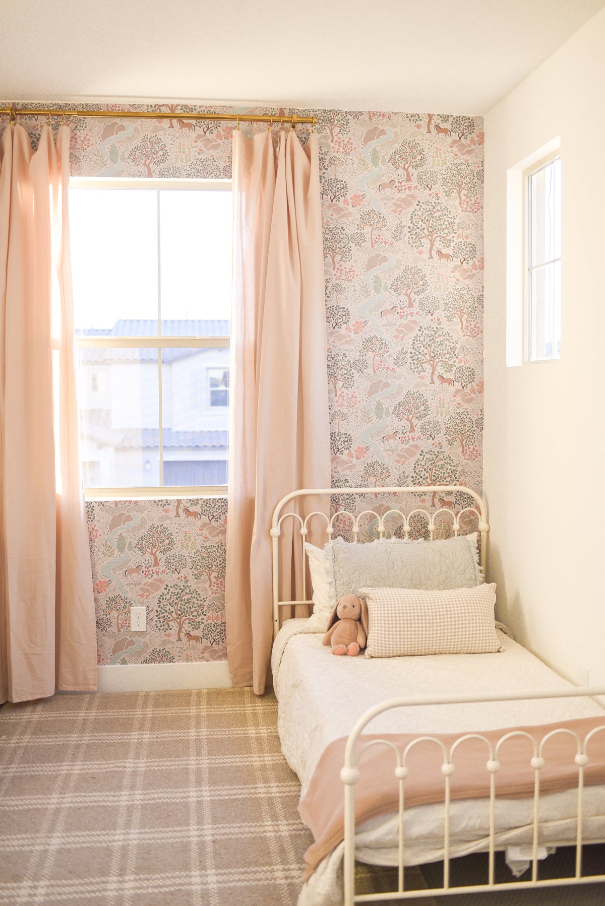 Townsley Wallpaper by Aynsley Ovard x Bloomery Decor