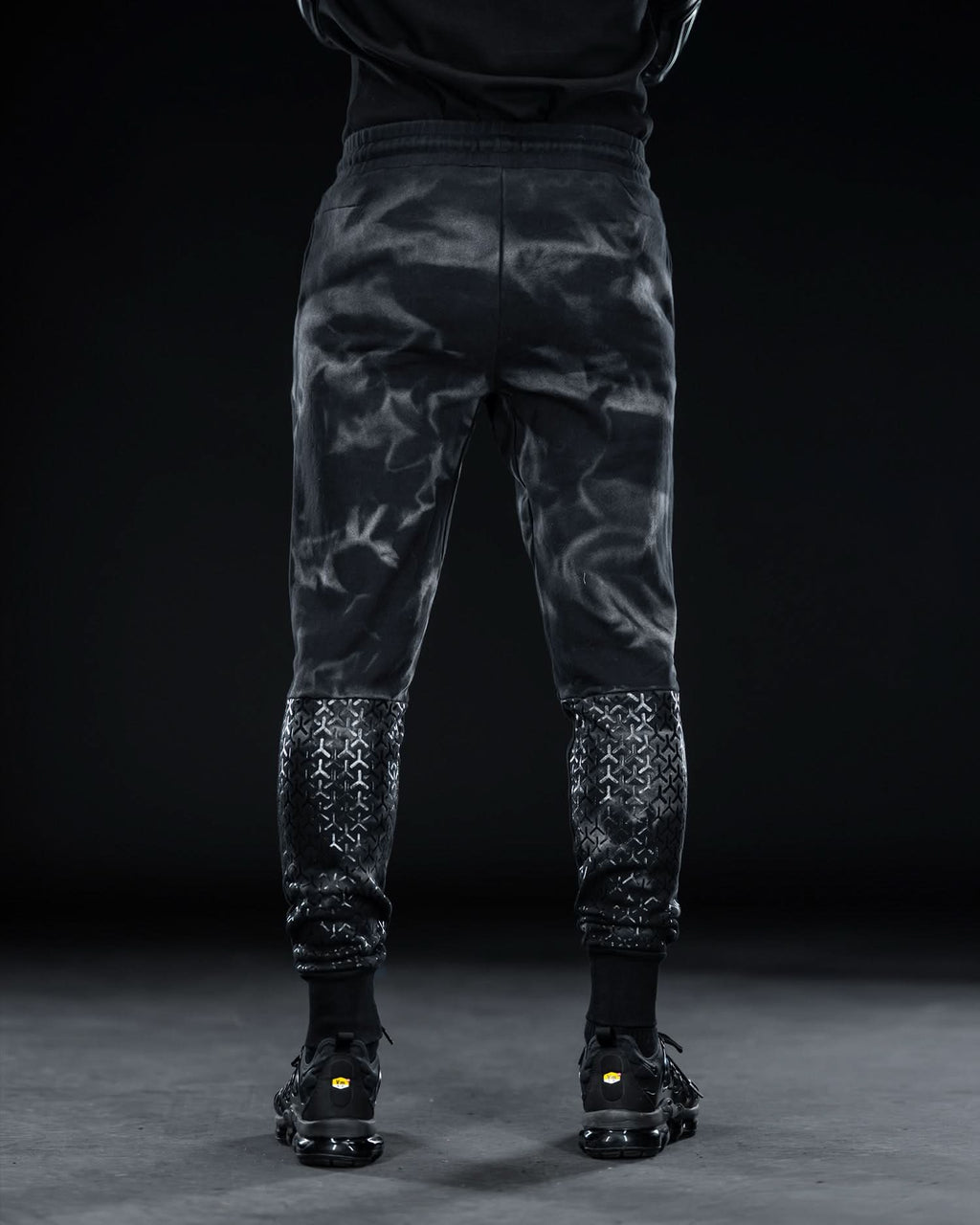 NEOV4 - VAPOR DYED JOGGERS ( IMPERFECT )