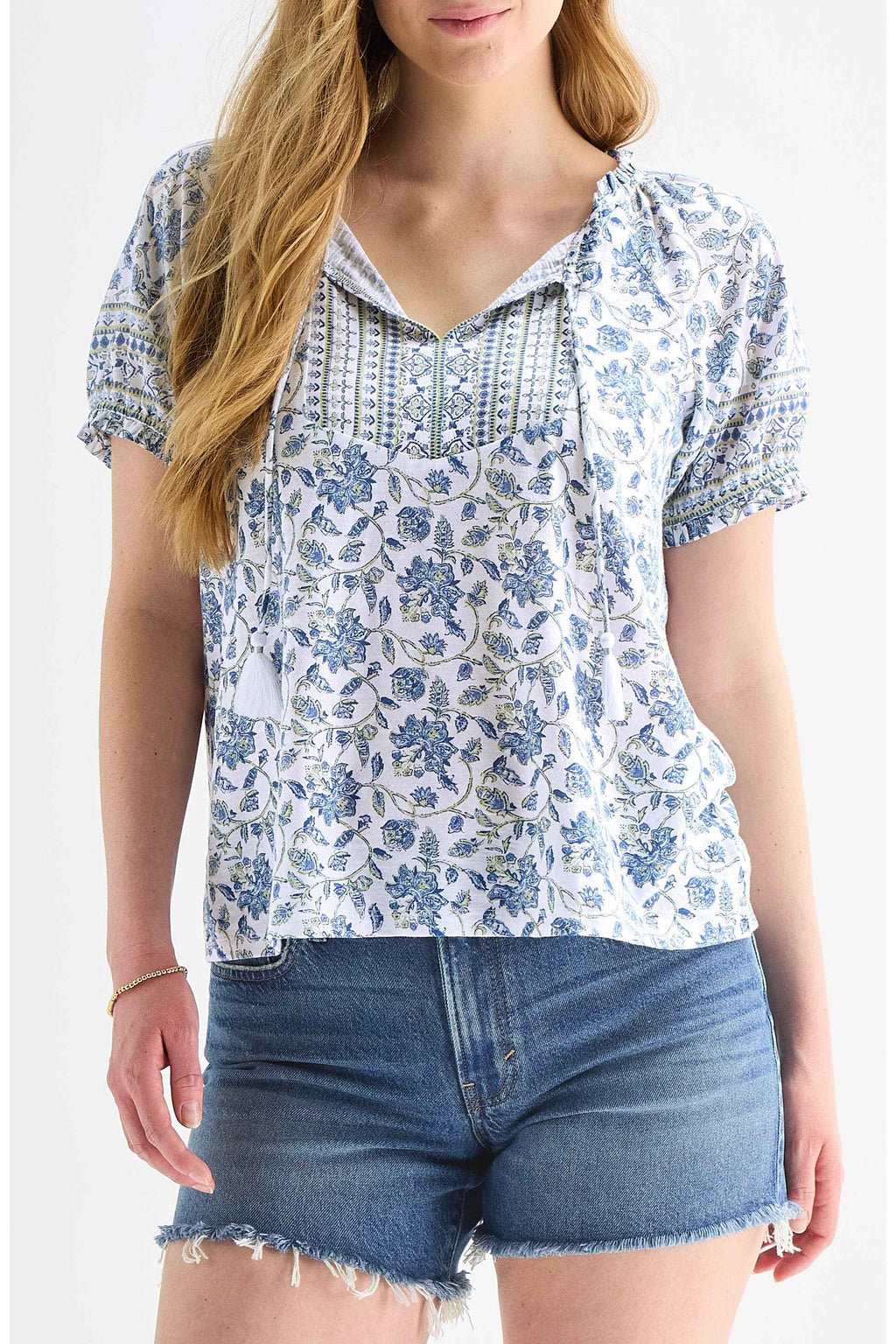 [159549-460] WOMENS LUCKY BRAND SHORT SLEEVE NOTCH NECK - BLUE MULTI