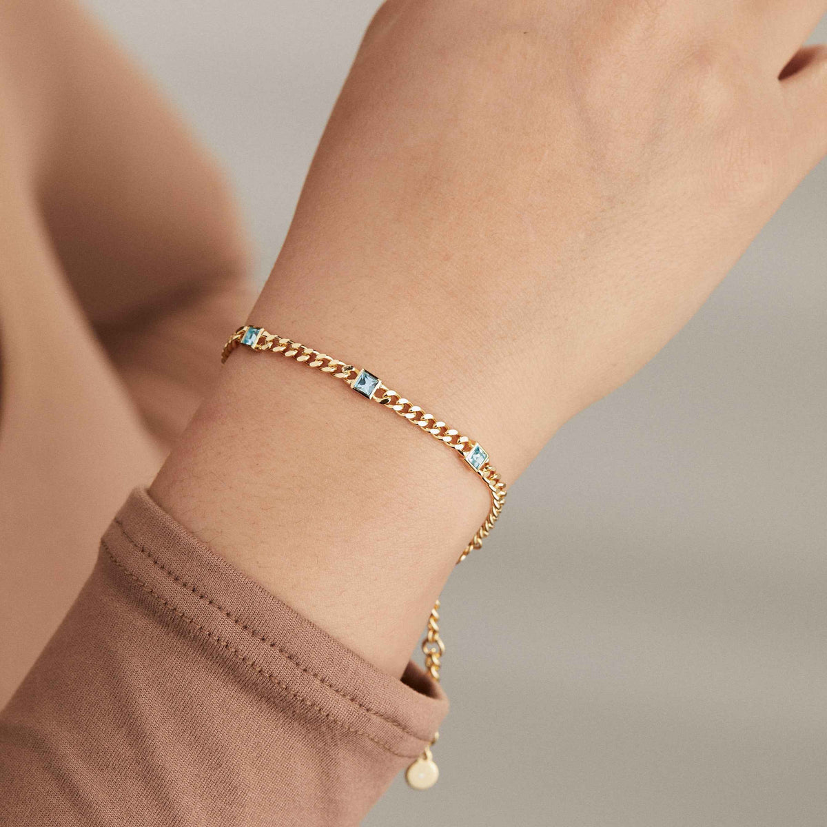 March Birthstone Aquamarine Curb Chain Bracelet