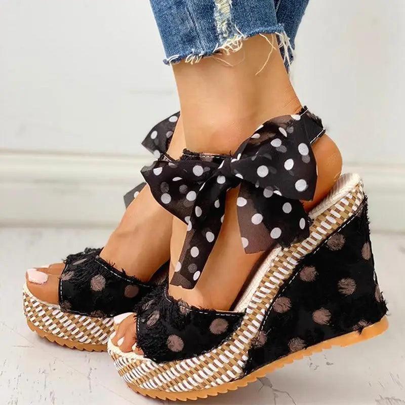 Fashion Women Sandals Luxury Design Elegant High Quality Materials Stylish Womens Summer Sandals