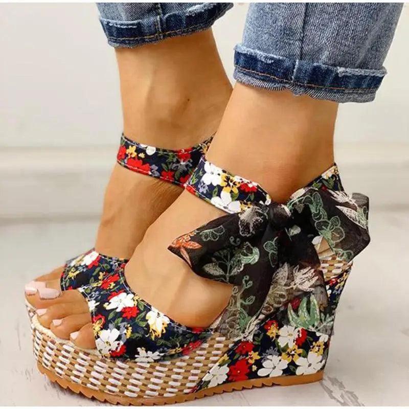 Fashion Women Sandals Luxury Design Elegant High Quality Materials Stylish Womens Summer Sandals