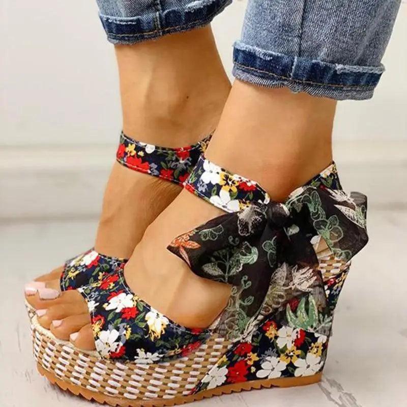 Fashion Women Sandals Luxury Design Elegant High Quality Materials Stylish Womens Summer Sandals