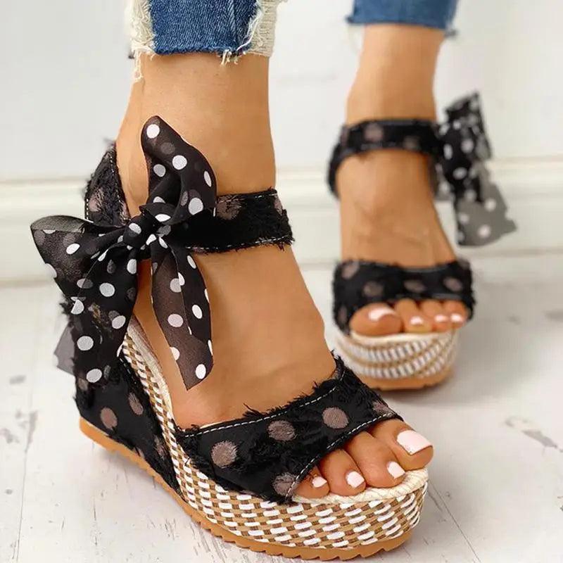 Fashion Women Sandals Luxury Design Elegant High Quality Materials Stylish Womens Summer Sandals