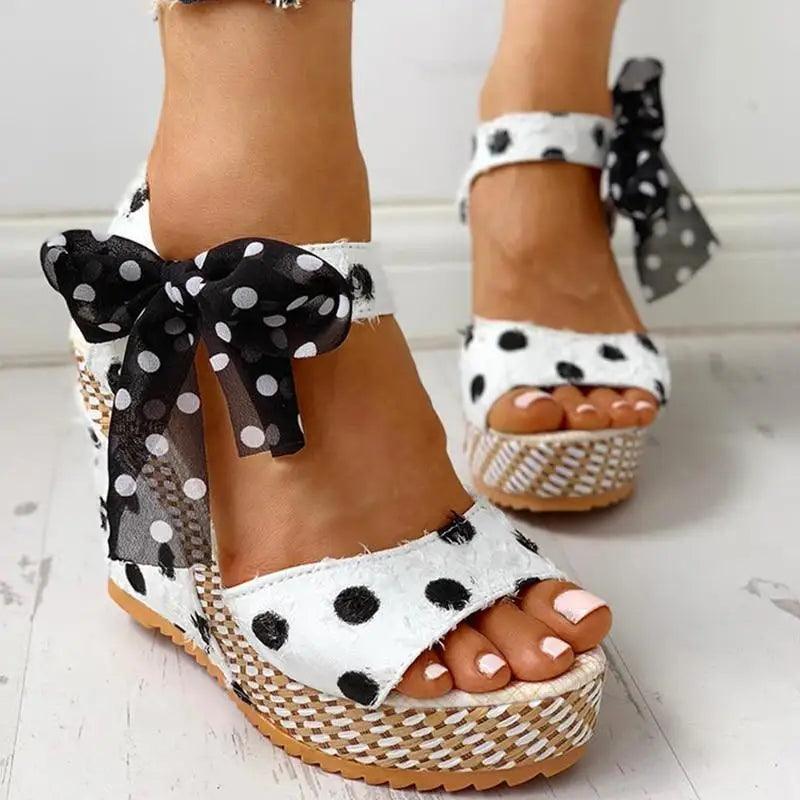 Fashion Women Sandals Luxury Design Elegant High Quality Materials Stylish Womens Summer Sandals