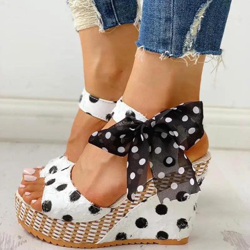 Fashion Women Sandals Luxury Design Elegant High Quality Materials Stylish Womens Summer Sandals