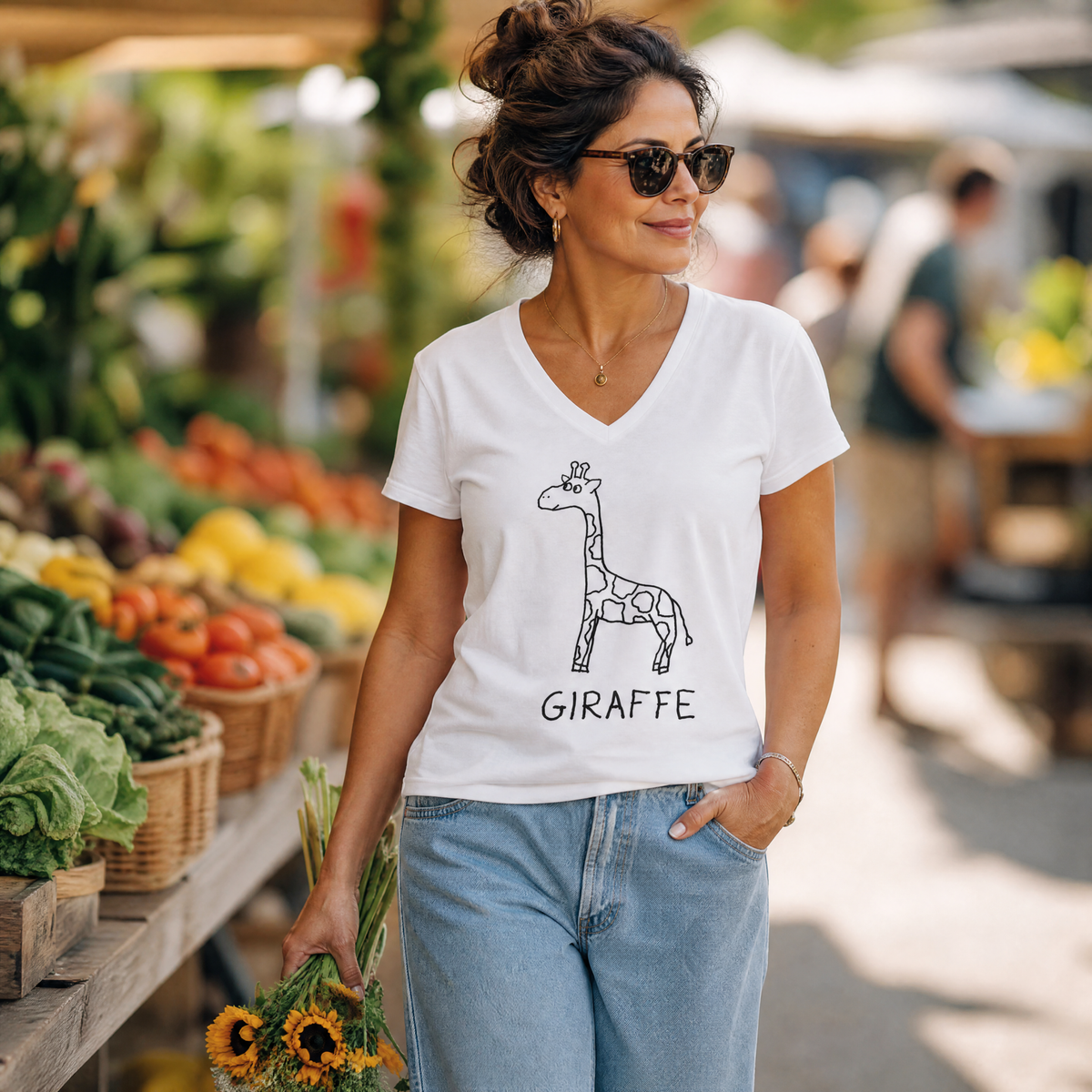 Giraffe - V-neck Tee