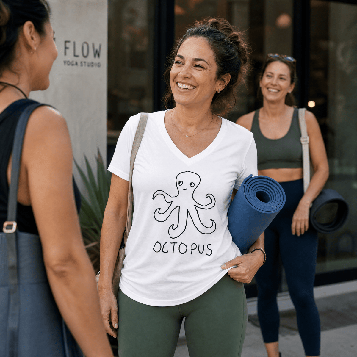 Octopus - V-neck Tee