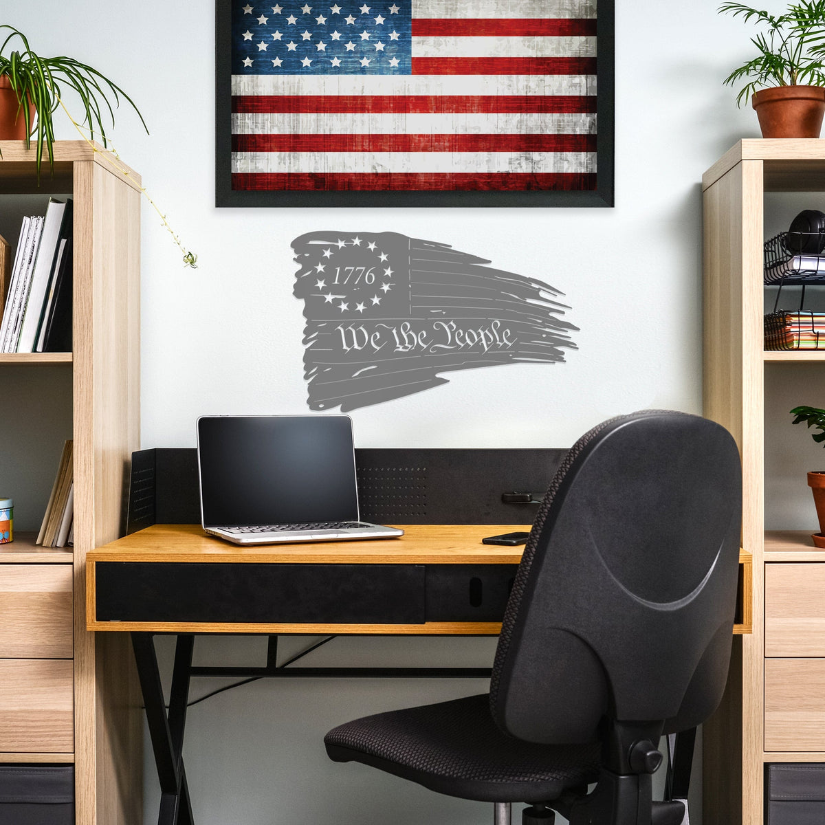 [COL] American Flag Distressed - Tattered American Flag Wall Art